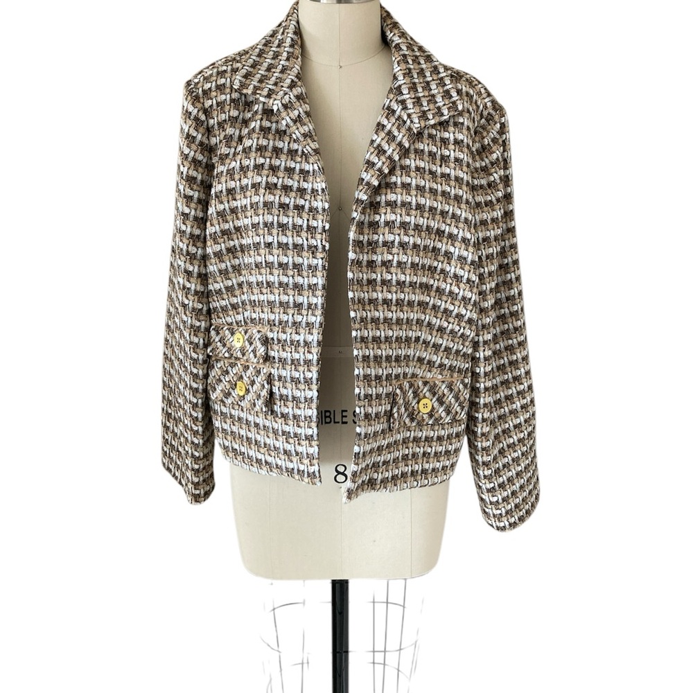 Chico’s Stylish tan Checked Tweed with Gold Thread accent. Women's Jacket